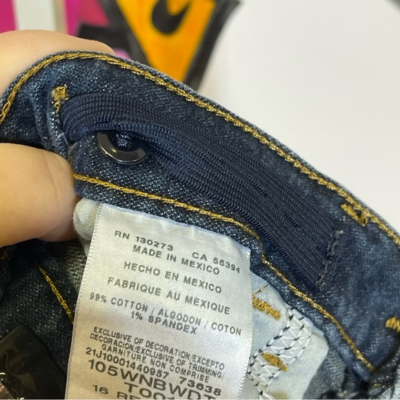 Wrangler Classic Straight Boys Jeans. Size 16 Regular. Adjustable Waist. - Picture 7 of 8